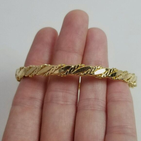 Vintage Gold Tone Bangle Bracelet, Flat Spiral Twist Design, Stacking Unsigned - Picture 2 of 7